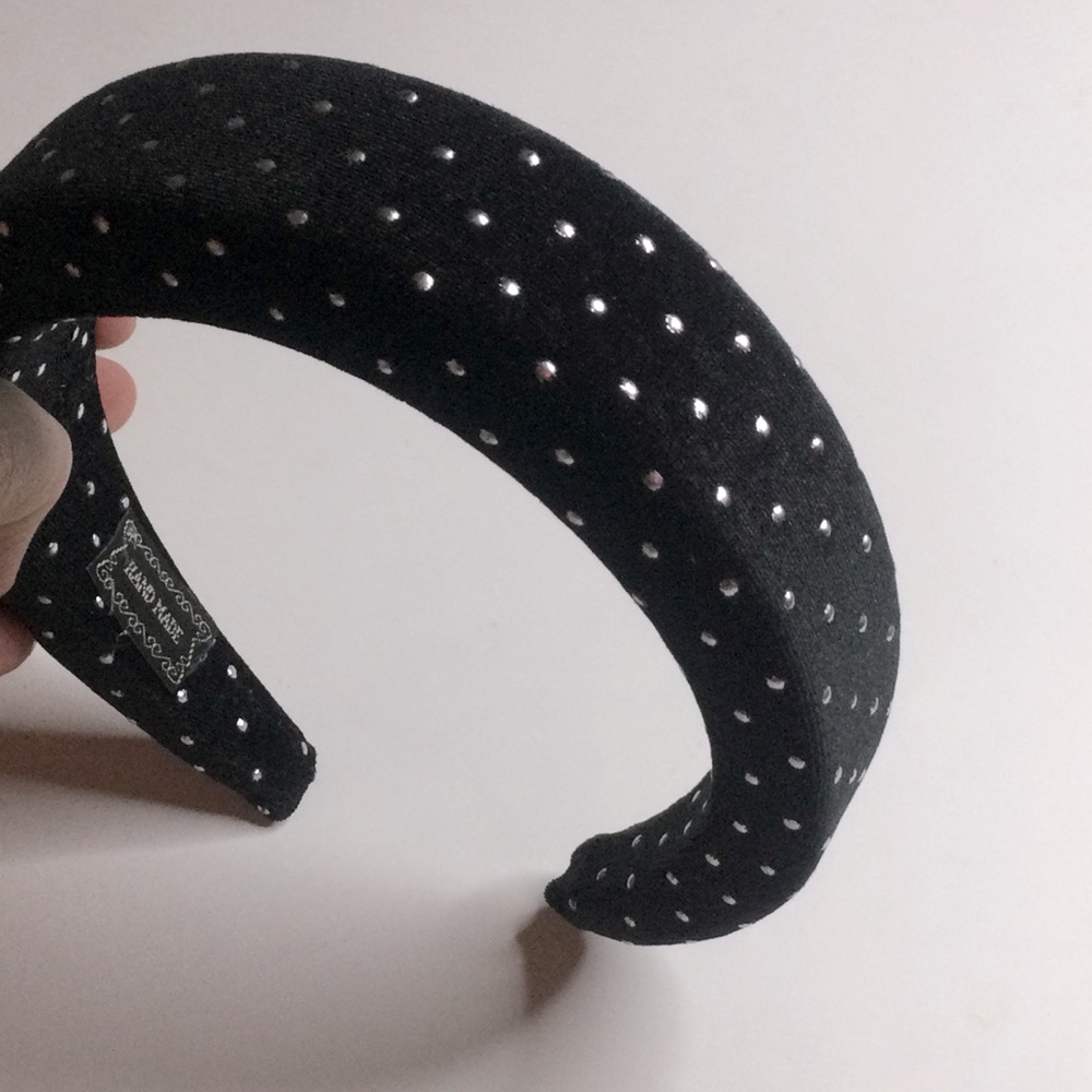 8 OTHER REASONS VELVET PADDED HEADBAND BLACK NWOT